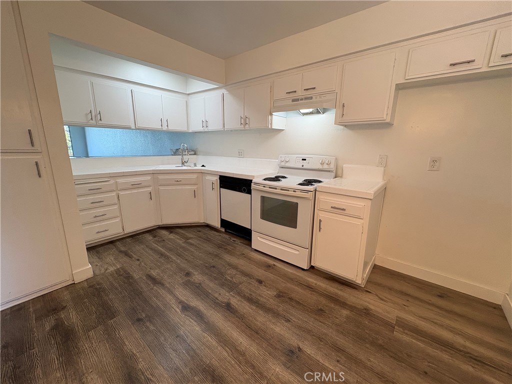 4505 California 402