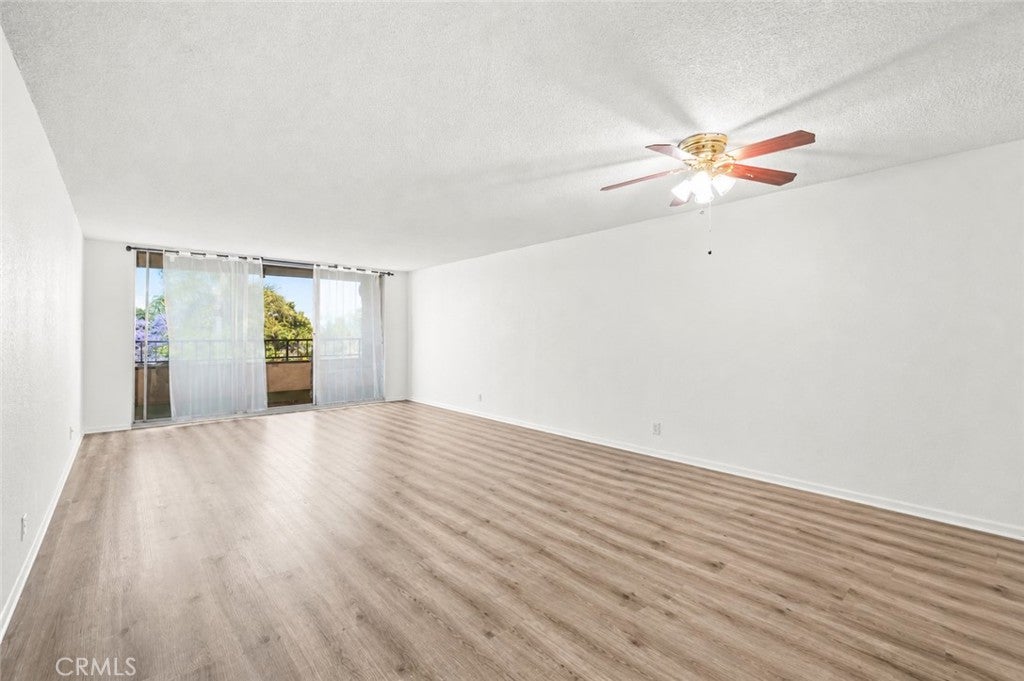 4505 California 402