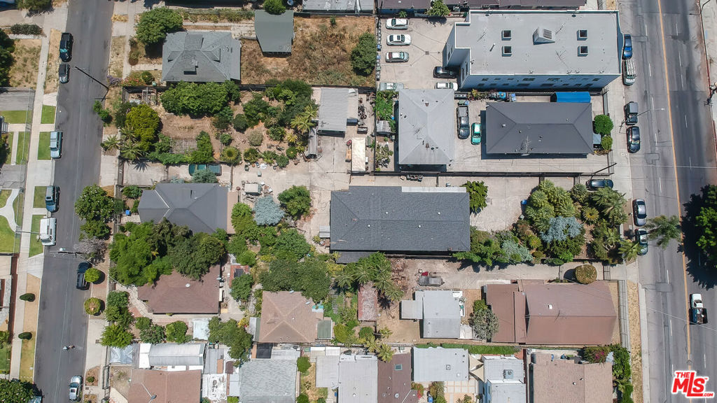 447 N Commonwealth Avenue