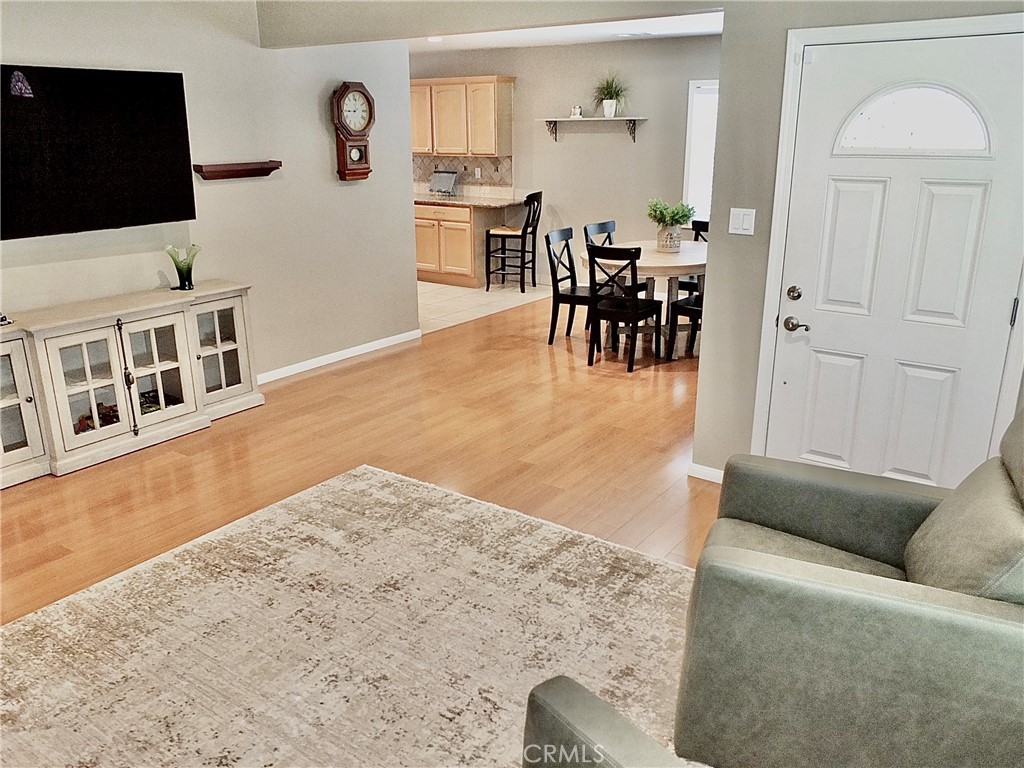 5122 Woodruff