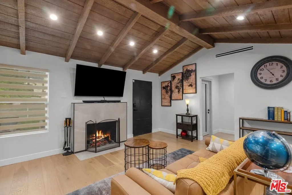 Studio City, California 91604, United States, 3 Bedrooms Bedrooms, ,3 BathroomsBathrooms,Residential,Active,136791