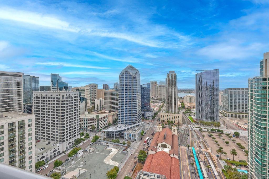 Downtown - Residential Lease