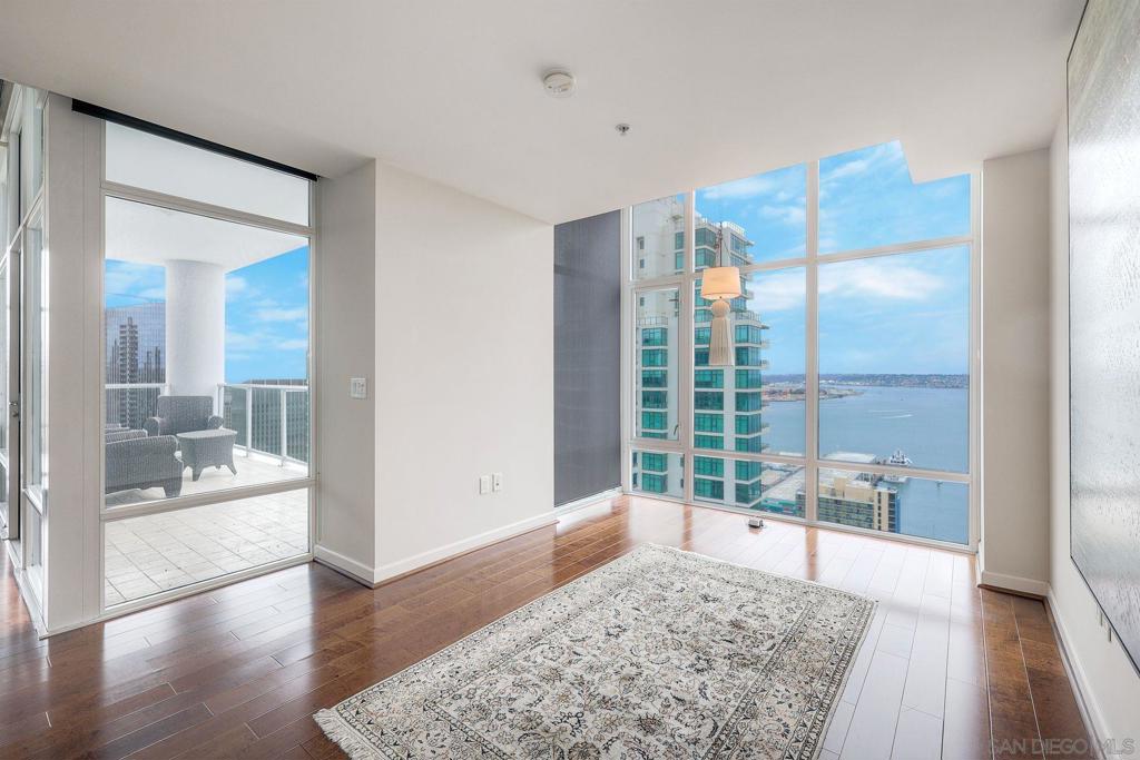 Downtown - Residential Lease