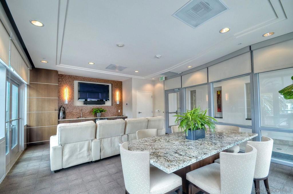 Downtown - Residential Lease