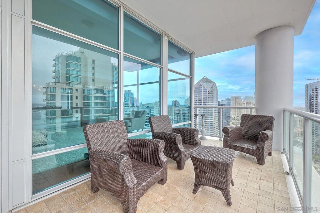 Downtown - Residential Lease