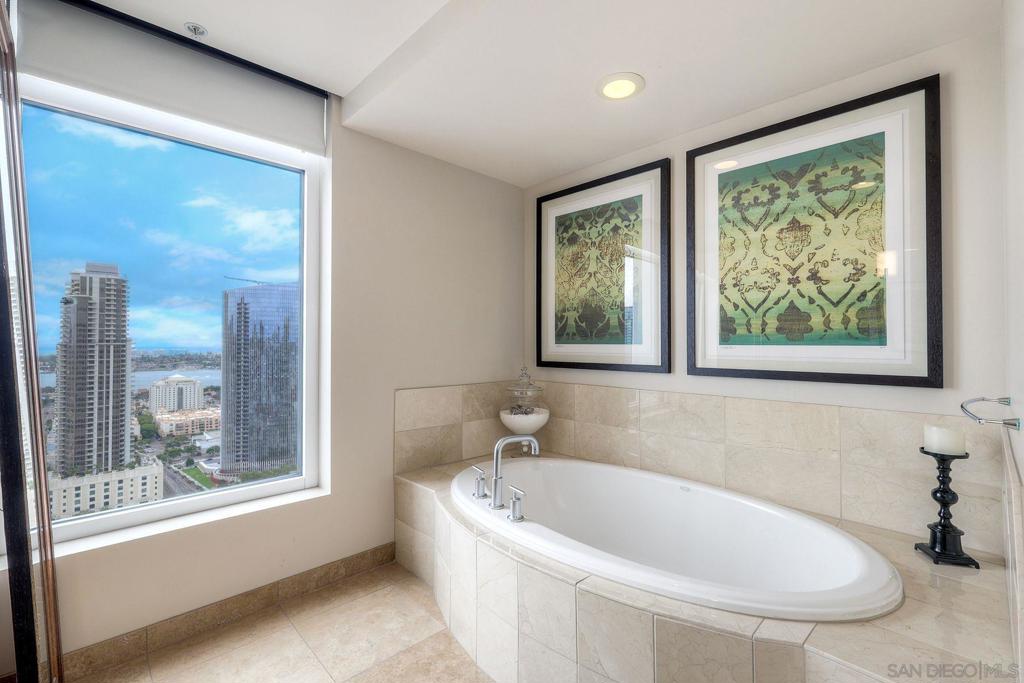 Downtown - Residential Lease