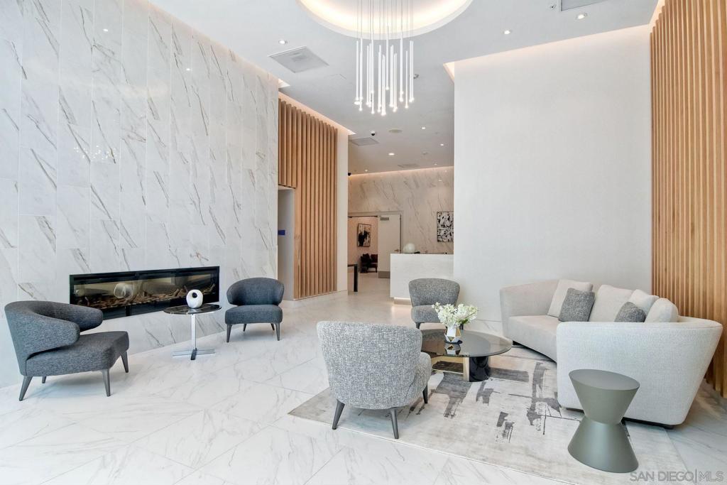 Downtown - Residential Lease