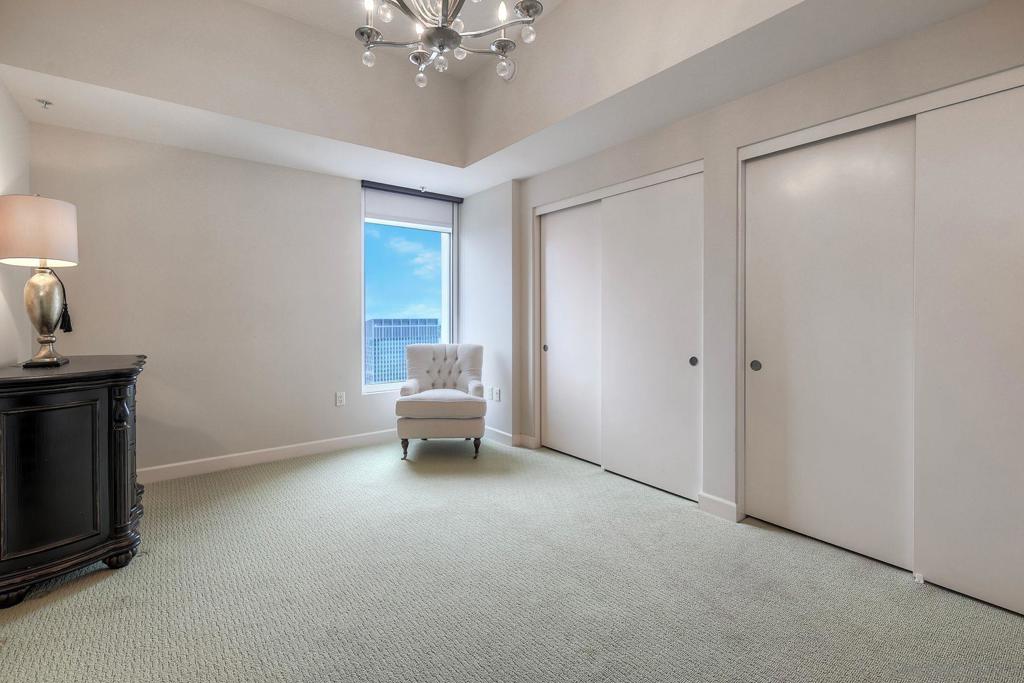 Downtown - Residential Lease