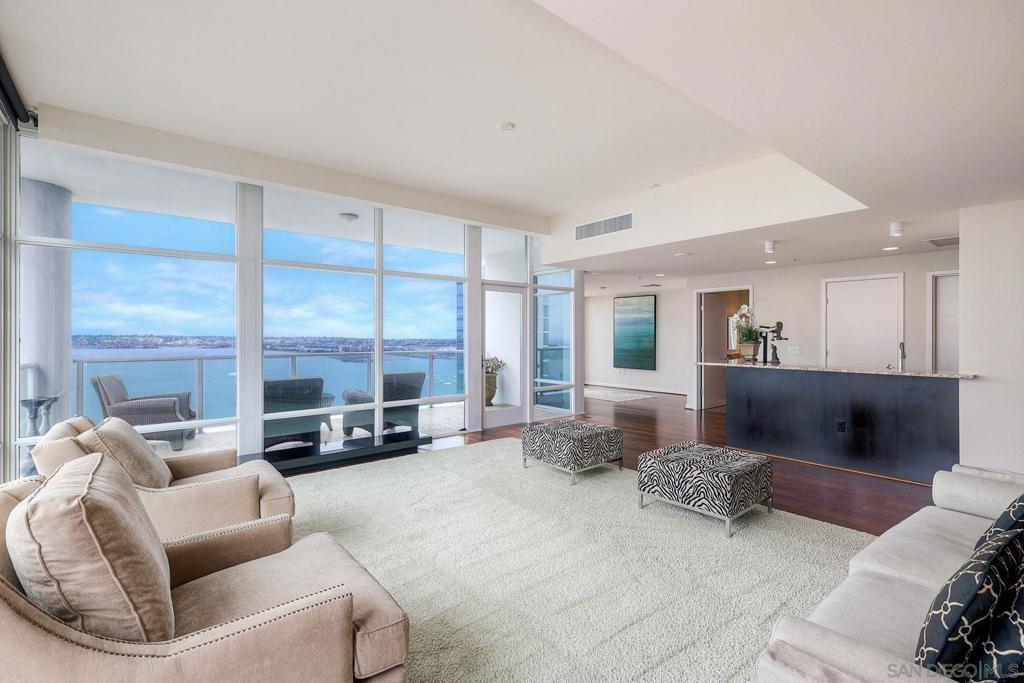 Downtown - Residential Lease