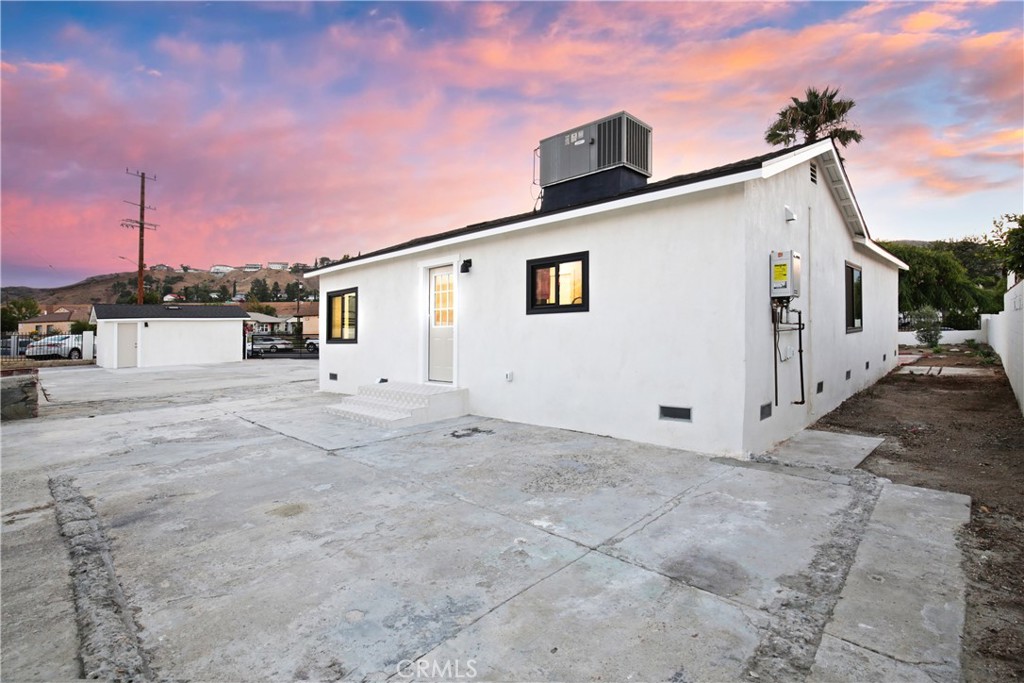 7965 De Garmo Avenue