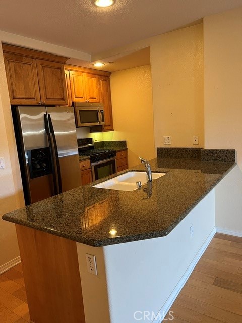 2750 Artesia