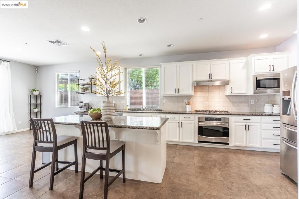 719 Monte Verde Ln
