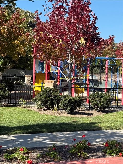 Tiny photo for 3774 Dunkirk Dr, Oxnard, CA 93035 (MLS # SR25246007)