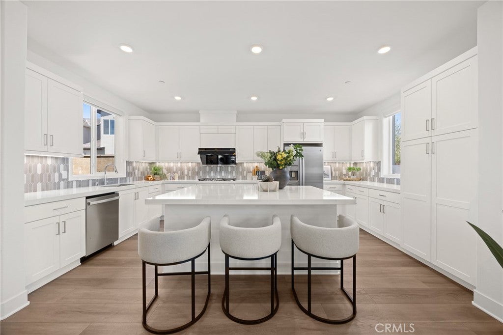 201 Longspur Dr, Irvine CA 92618 - Photo 15