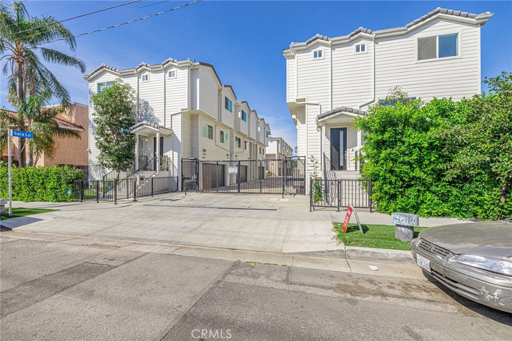 14662 W Sara Lane