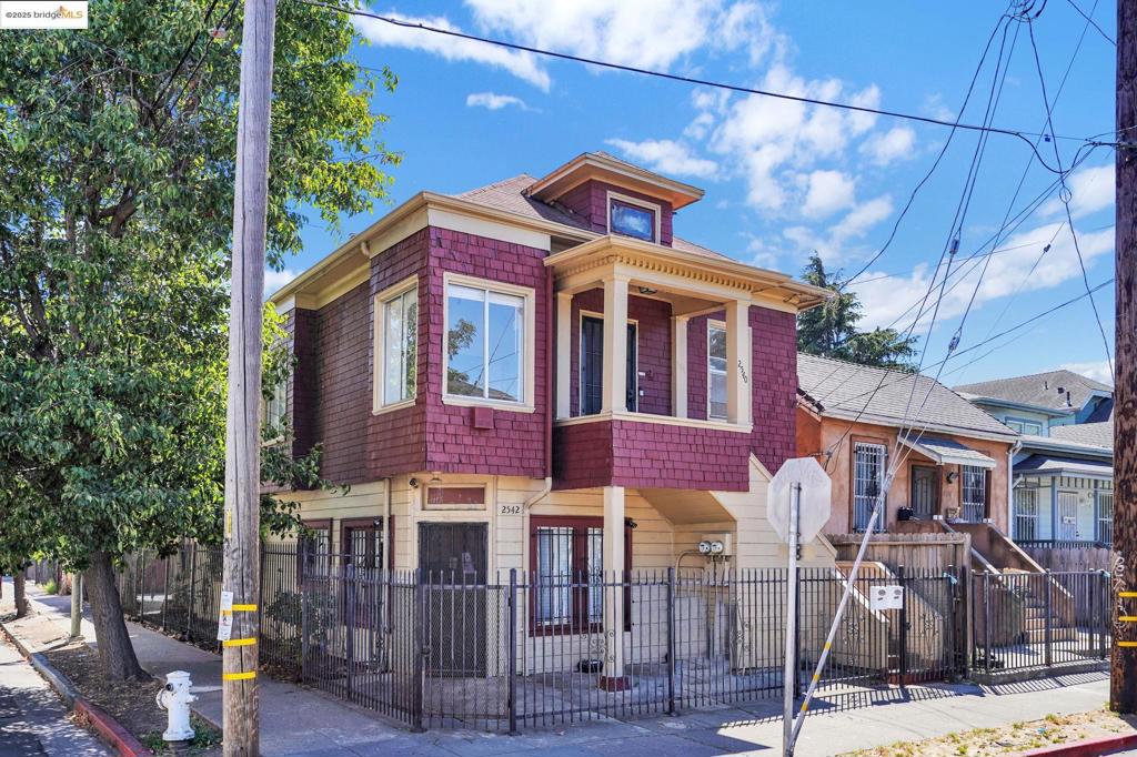 Charming property with stately presence on a corner location. Upper unit with welcoming entry that opens to a spacious living room with high ceilings, plenty of light and built-in window benches. Updated kitchen has window above the sink, the right amount of cabinet space and countertops for enjoyable use, and access to backyard. Nicely updated bathroom and laundry room add to convenience. Unlike the 'classic' feel of the upper unit, the downstairs has modern feel of engineered flooring, designer kitchen, updated bathrooms and a flexible floor plan also with backyard access. PSL compliant. Two water meters for the ease of management, in addition to PG&E. Detached garage, patio and plenty of potential, with central location near freeway access and downtown Oakland.