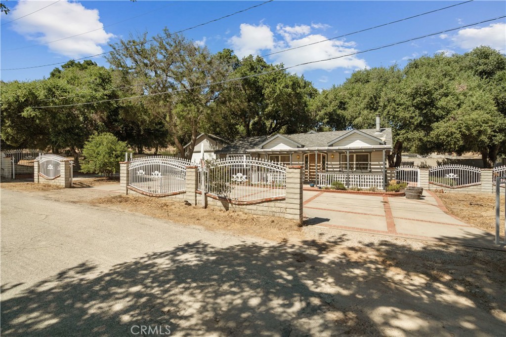 16426 Calle Daggett