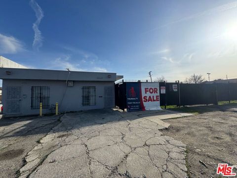 1726 W Compton Boulevard Compton CA 90220