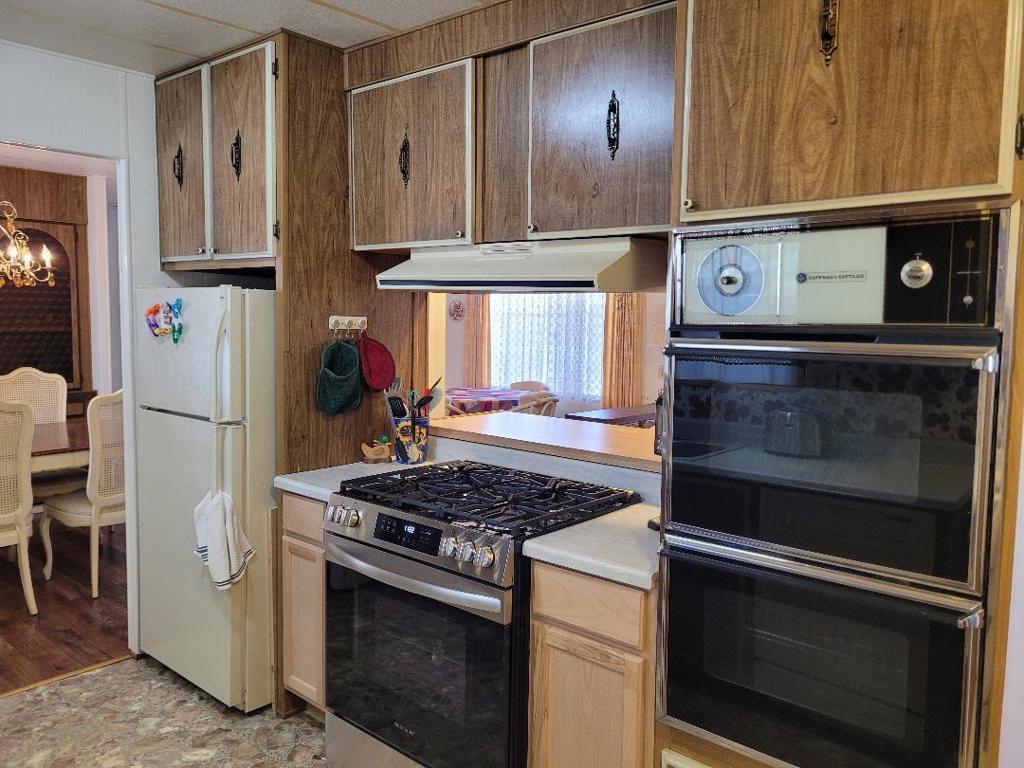 Palm Springs View Es - Manufactured In Park