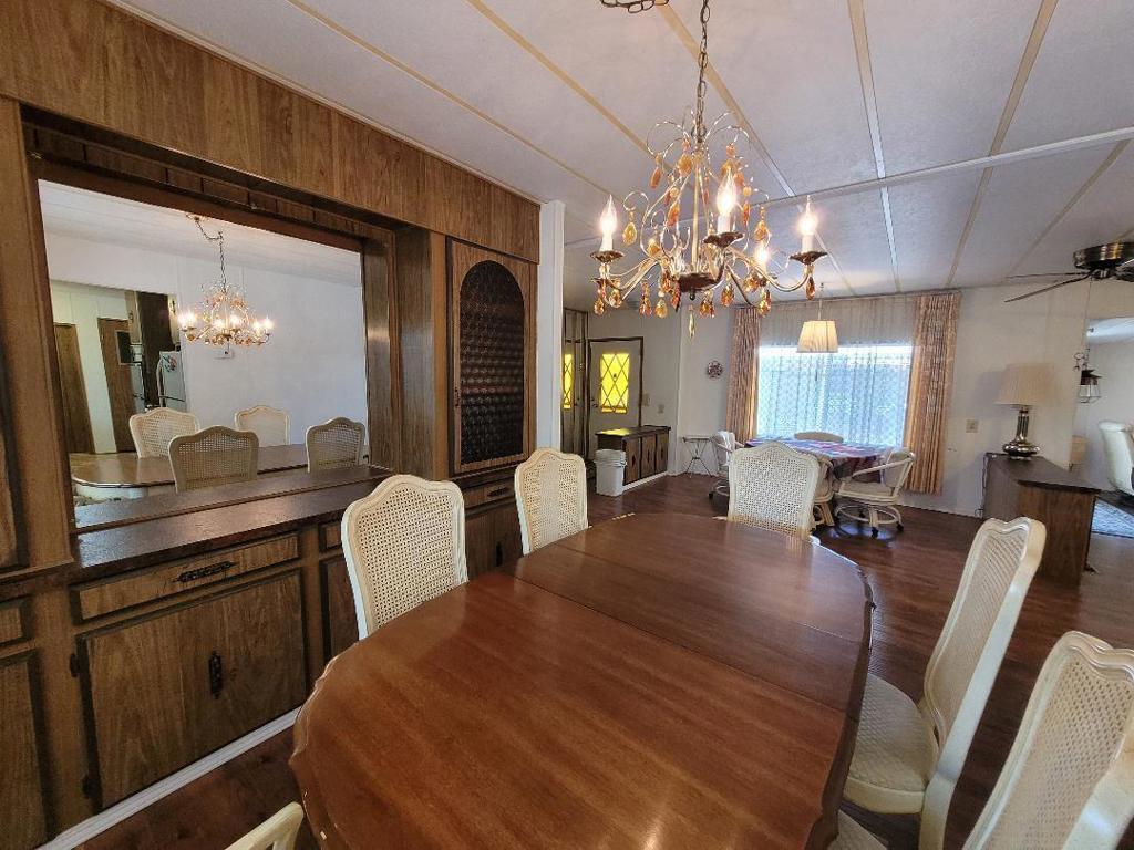 Palm Springs View Es - Manufactured In Park