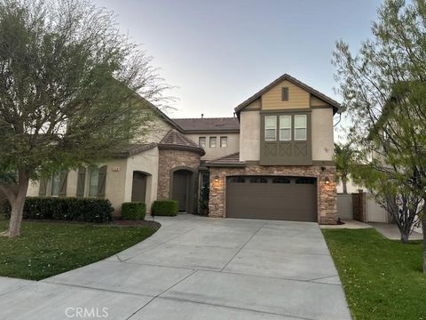 Photo of 32030 Woodside Court, Temecula, CA 92592 (MLS # OC26113648)