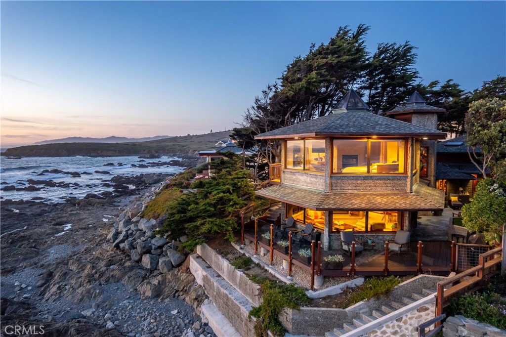 2431 Sherwood Drive