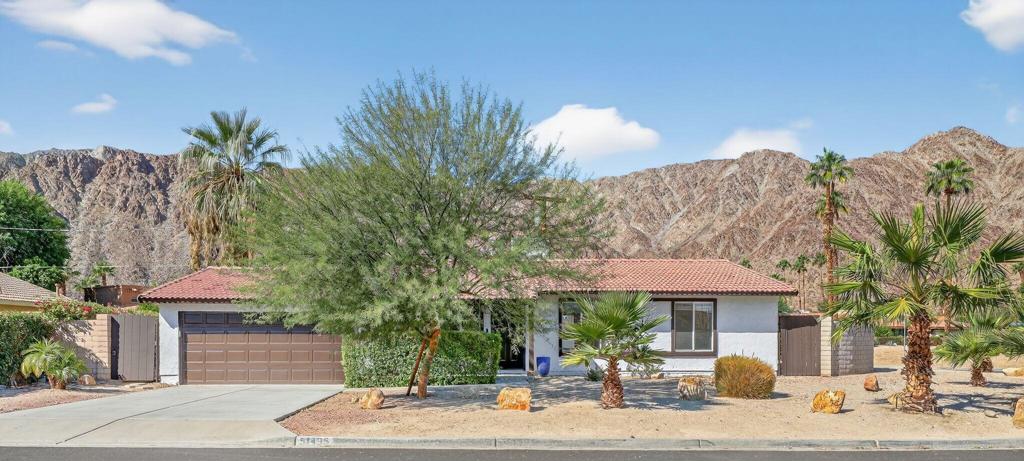 Sunset-facing Montezuma/Avenida Obregon address with superb mountain views! This 4BD/2BA pool-spa home sits on one of the area's most picturesque streets, surrounded by million-dollar remodels--an ideal canvas for buyers or investors seeking upside in a prime location with huge double lot. Bright, open floor plan with great natural light and indoor/outdoor flow. The entertainer's backyard impresses with a spacious patio, sparkling pool and spa, and panoramic mountain backdrop--perfect for weekend BBQs and relaxed desert evenings. Flexible layout for full-time living, vacation retreat, or income opportunity. Update to your taste and capture the neighborhood's potential. Private showings by appointment.