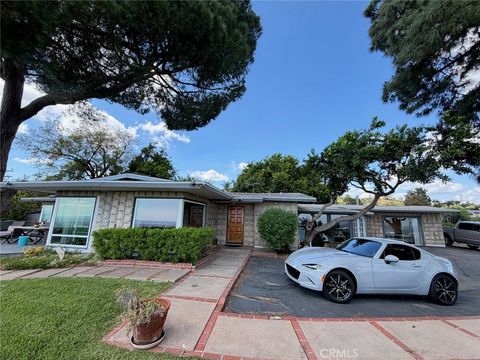 Photo of 2182 Ahuacate Rd, La Habra Heights, CA 90631 (MLS # WS26066738)
