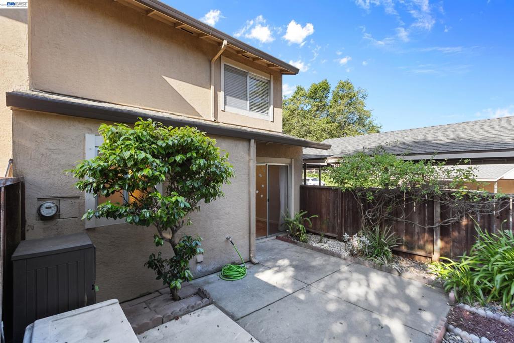 1223 Marionola Way