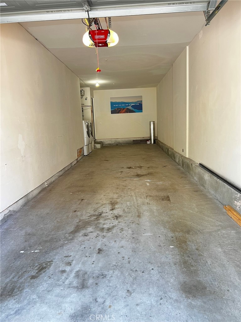 Oak Park (OAKP) - Residential Lease