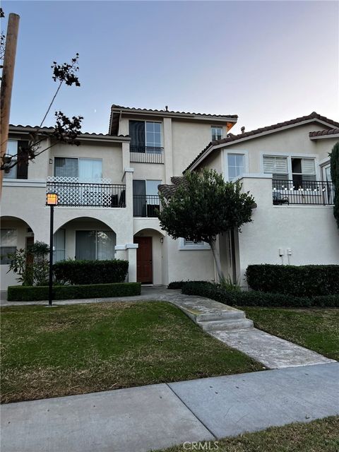 811 larkridge Irvine CA 92618