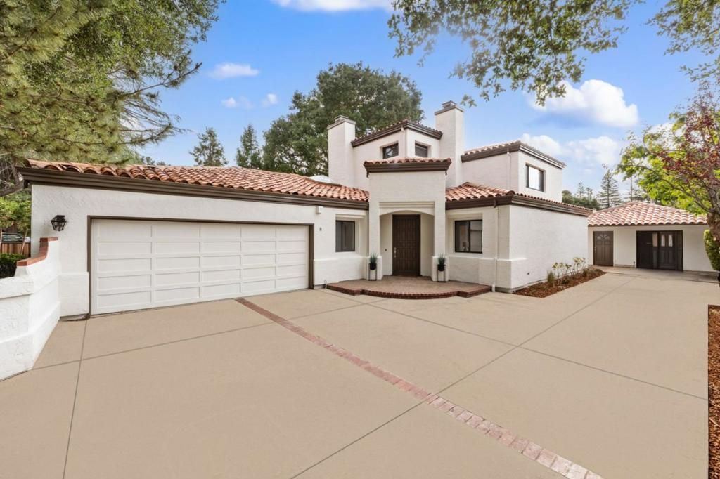Photo of 704 Catalina Way, Los Altos, CA 94022 (MLS # ML82023621)