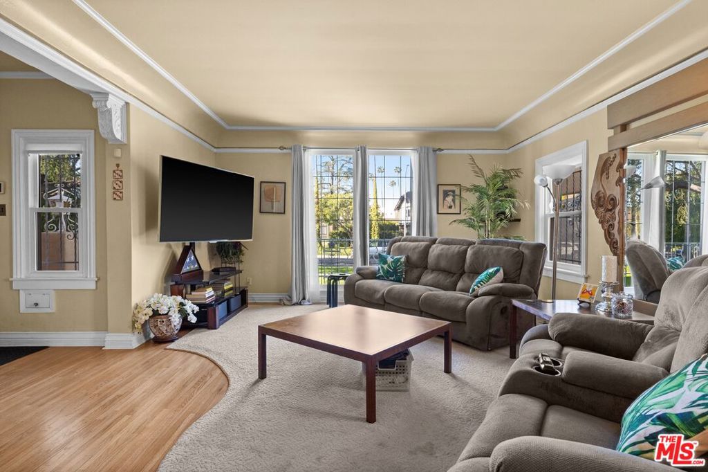Properties 3 4329 Victoria Park Drive