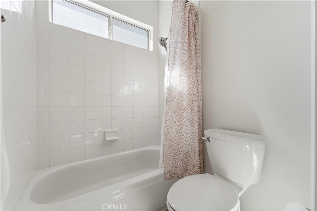 29 Marseille, Lake Forest CA 92610 - Photo 51