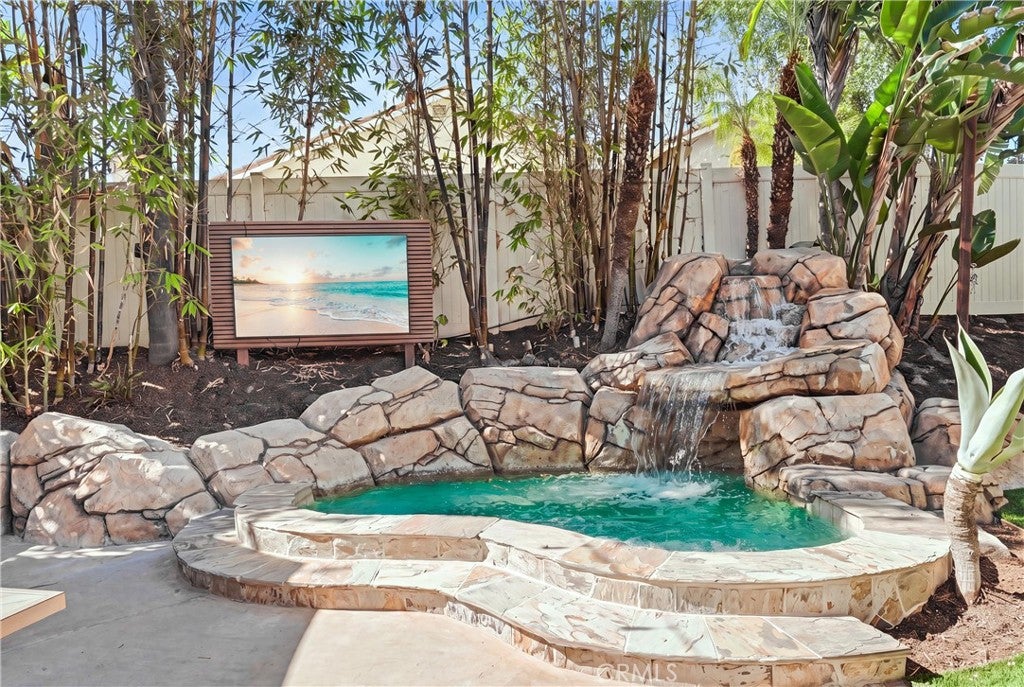 29 Marseille, Lake Forest CA 92610 - Photo 31