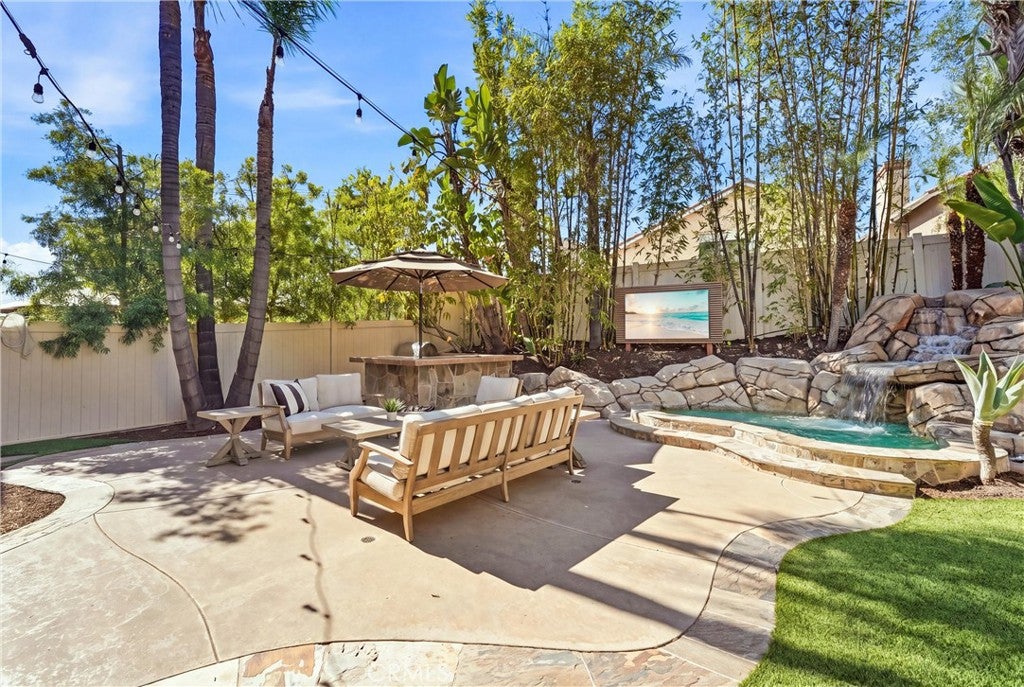 29 Marseille, Lake Forest CA 92610 - Photo 26