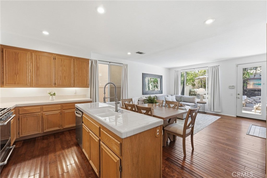 29 Marseille, Lake Forest CA 92610 - Photo 16