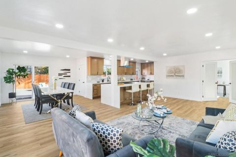 2244 Milton Ct San Diego CA 92110