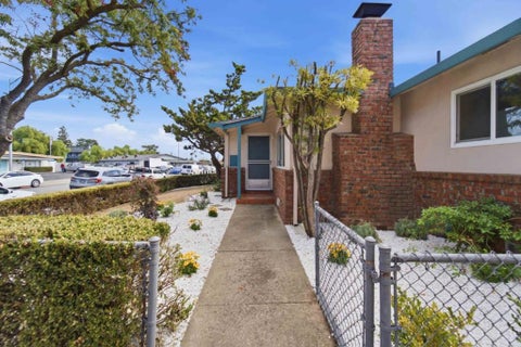 Photo of Campbell, CA 95008 (MLS # ML82066137)