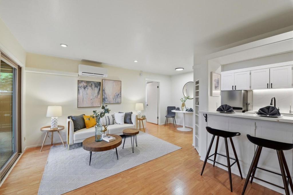 500 W Middlefield Road 121