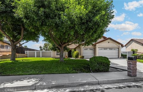 Photo of 25563 Santa Barbara Street, Moreno Valley, CA 92557 (MLS # PW25185363) Photo of 25563 Santa Barbara Street, Moreno Valley, CA 92557 (MLS # PW25185363)