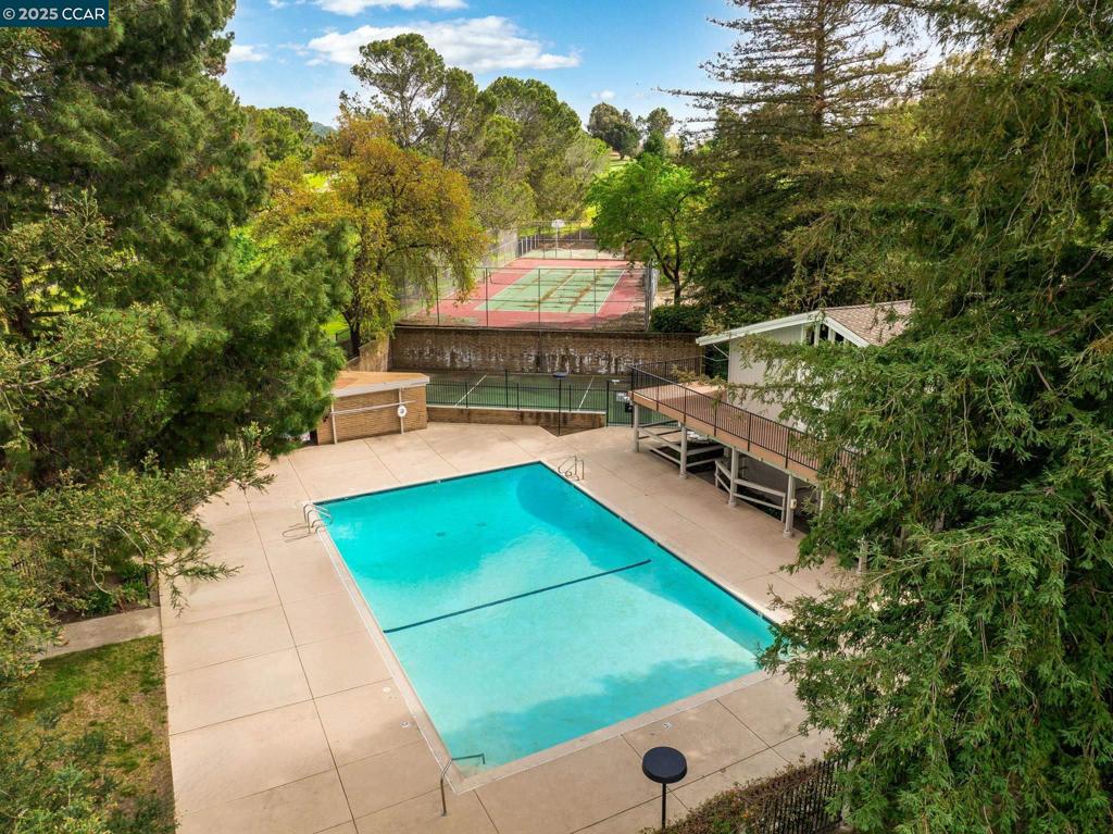 HEATHER FARMS - Residential