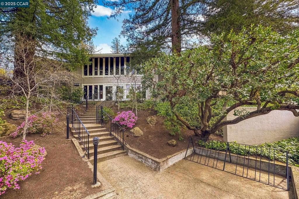 HEATHER FARMS - Residential