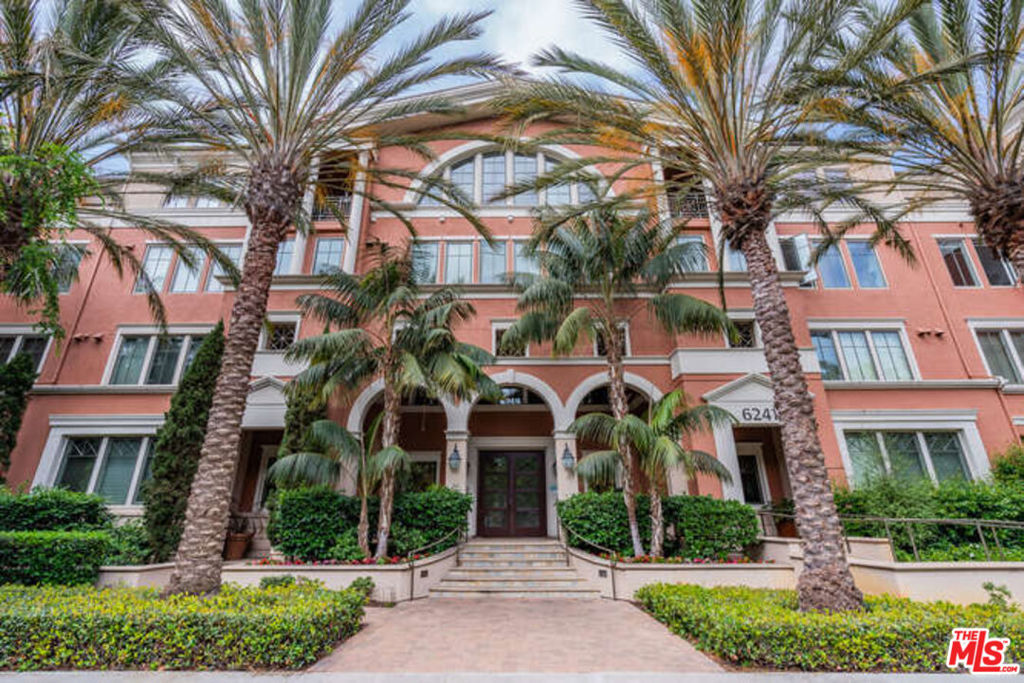 6241 Crescent Park 201
