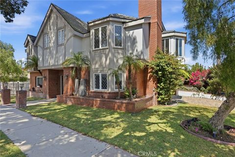 Photo of 601 S Gertruda Ave, Redondo Beach, CA 90277 (MLS # SB26094763)