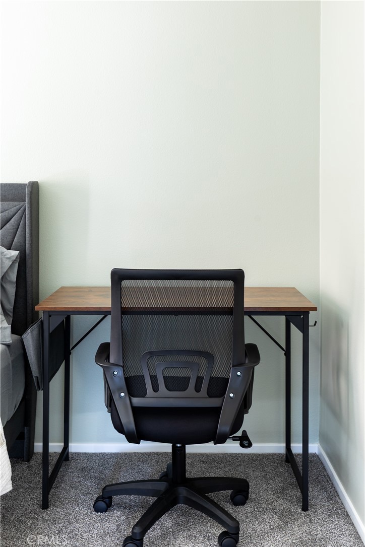 Mariposa Pointe - Residential Lease