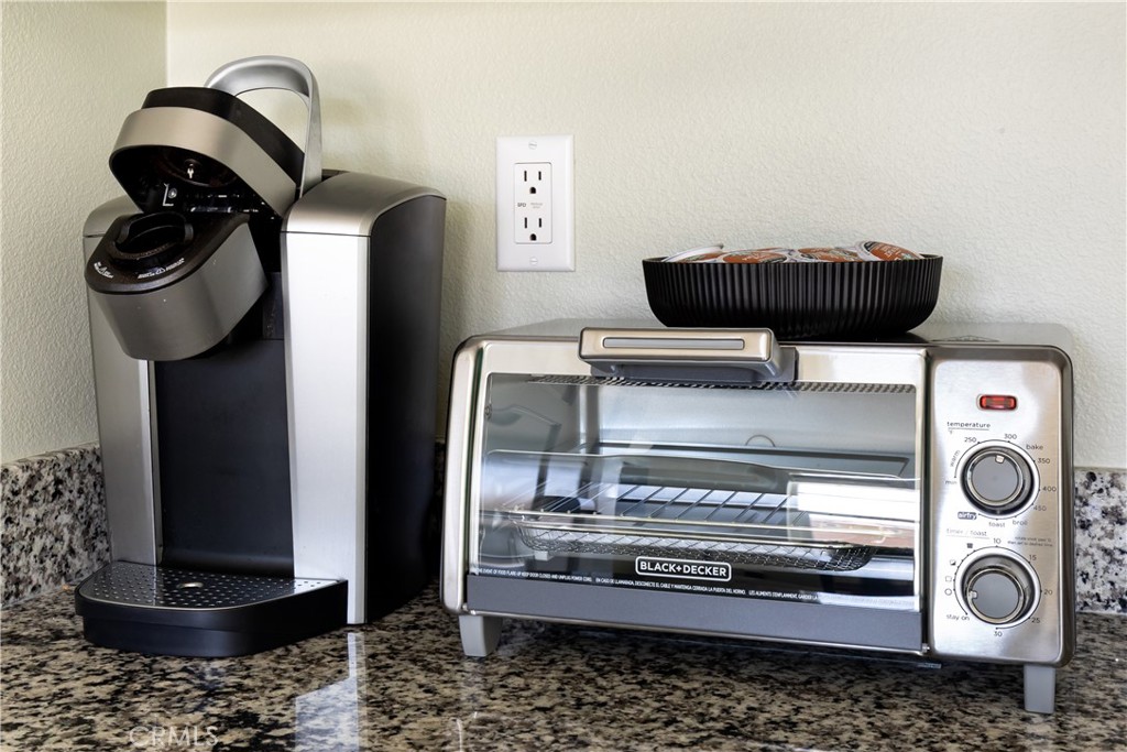 Mariposa Pointe - Residential Lease