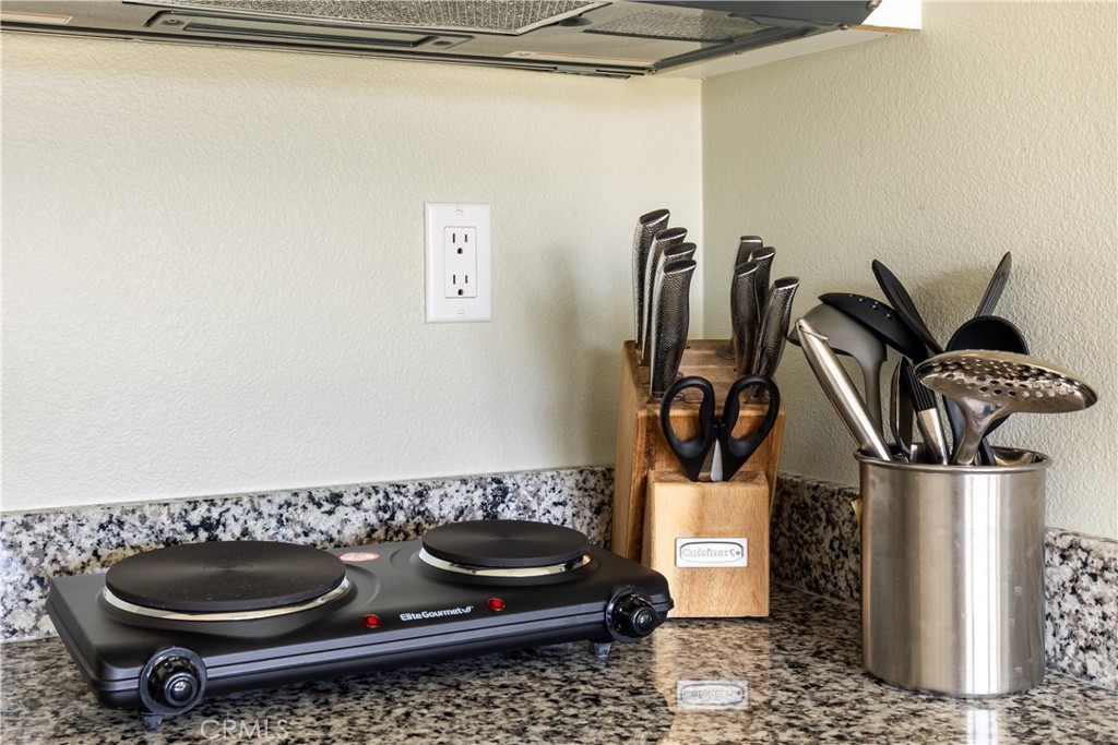 Mariposa Pointe - Residential Lease