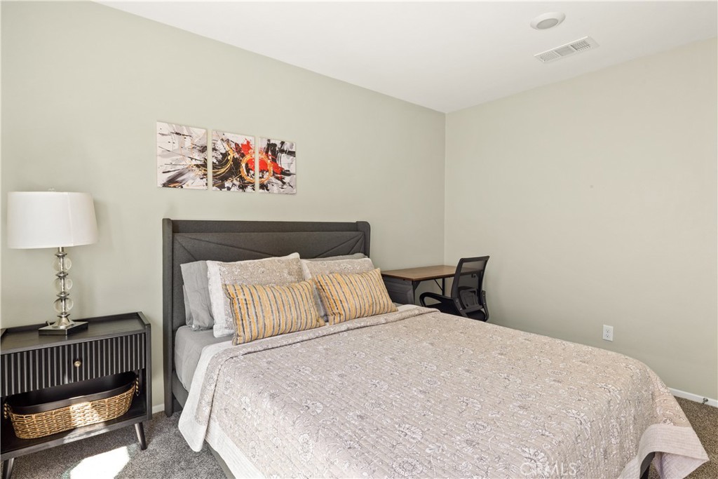 Mariposa Pointe - Residential Lease