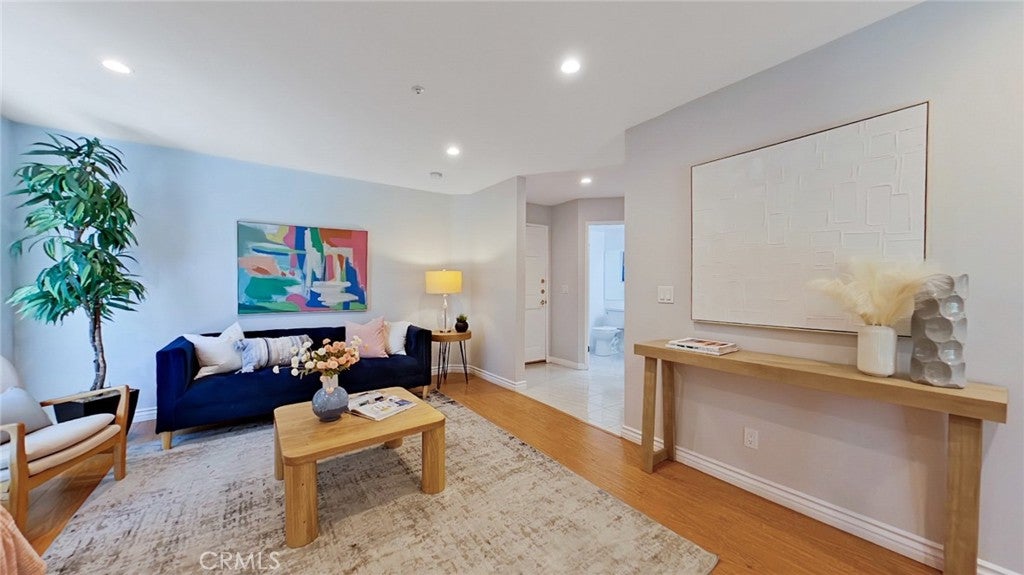 522 W Stocker ST 6, Glendale CA 91202